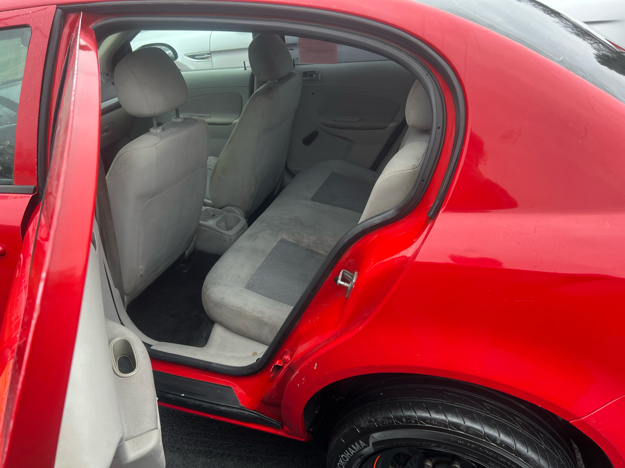 Chevrolet Cobalt 4dr Sdn LS 2010