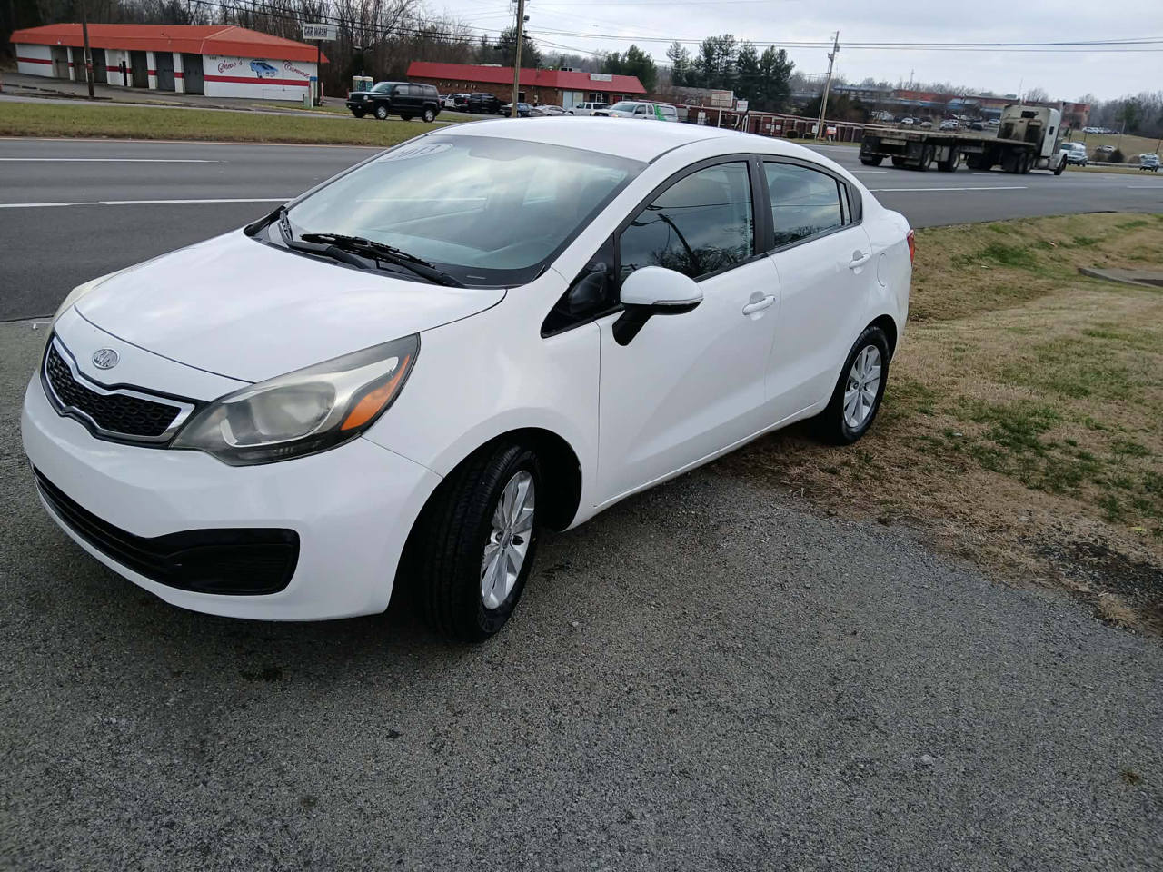 Kia Rio 4dr Sdn Auto EX 2013