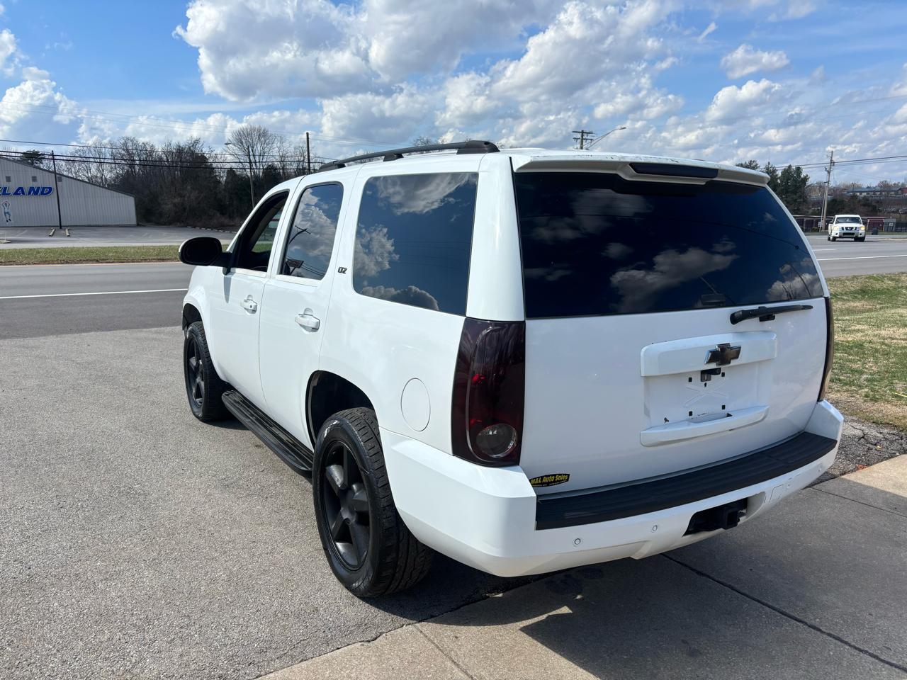 Chevrolet Tahoe 4WD 4dr 1500 LTZ 2007