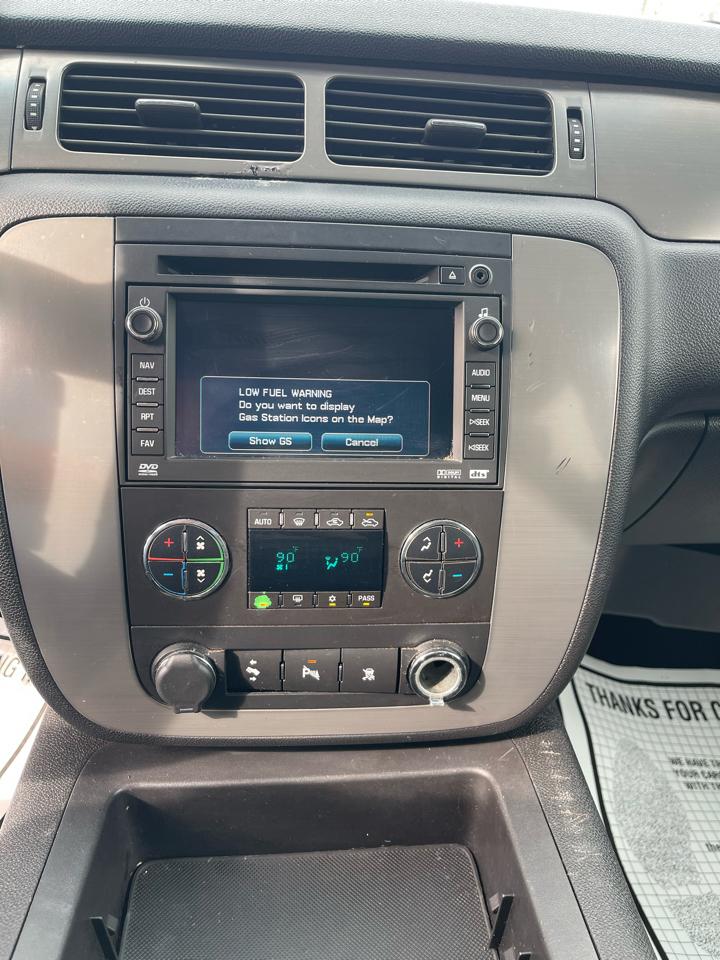 Chevrolet Avalanche 4WD Crew Cab 130" LT w/2LT 2009