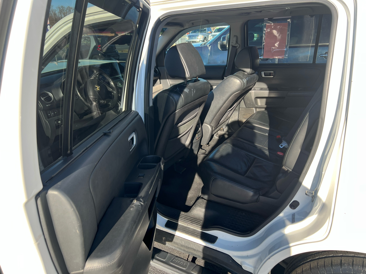 Honda Pilot 4WD 4dr Touring w/RES & Navi 2011