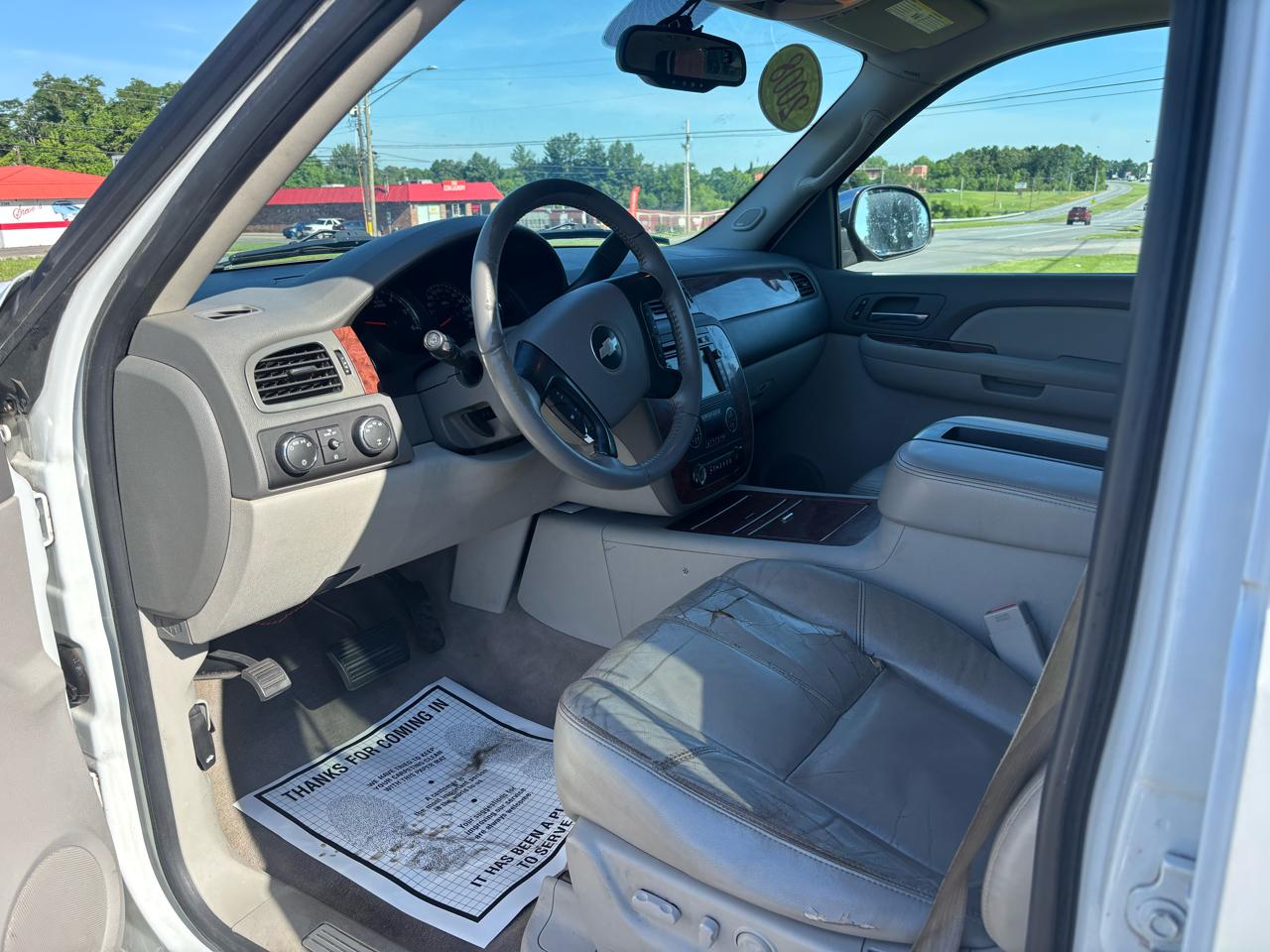 Chevrolet Suburban 4WD 4dr 1500 LTZ 2008