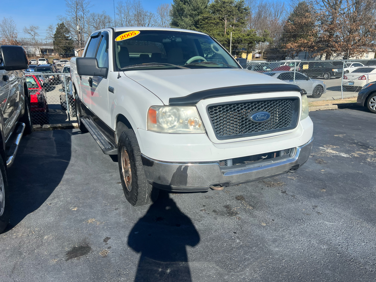 Ford F-150 SuperCrew 139" XLT 4WD 2005