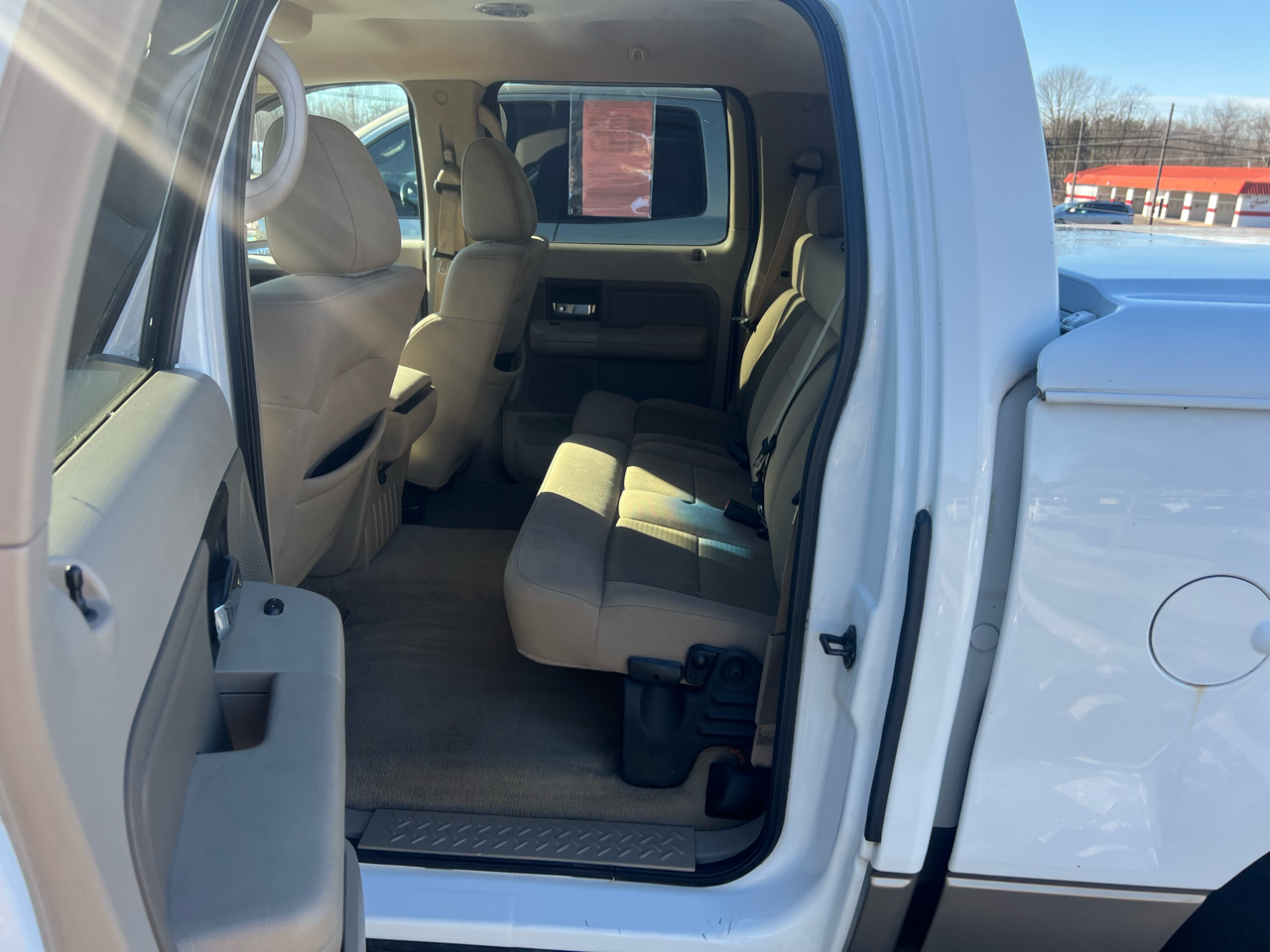 Ford F-150 SuperCrew 139" XLT 4WD 2005