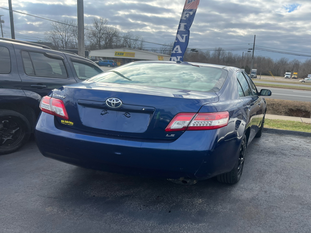 Toyota Camry 4dr Sdn I4 Man LE (Natl) 2011