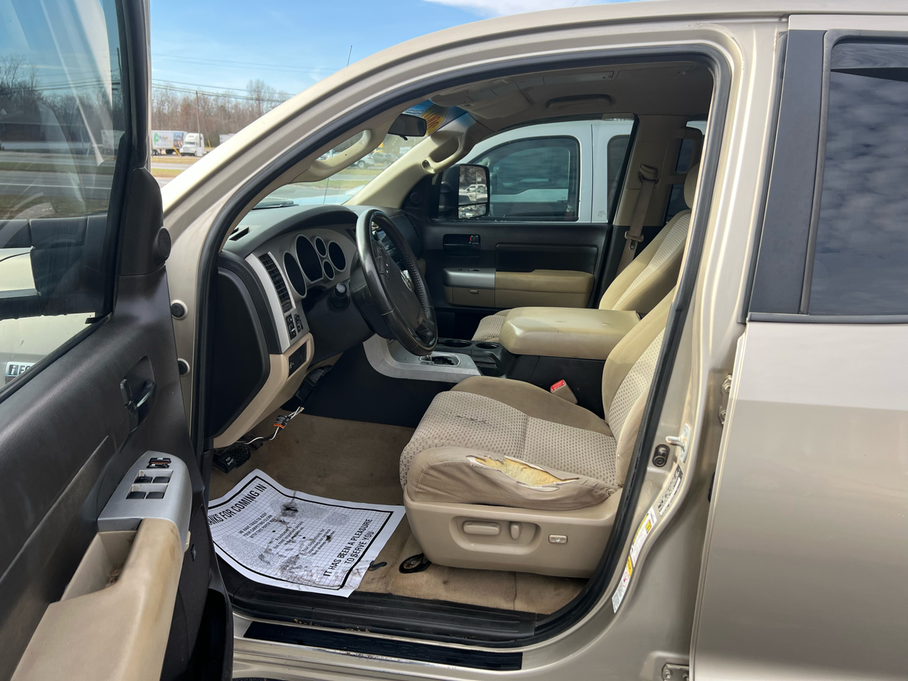 Toyota Tundra 4WD Double 145.7" 5.7L V8 SR5 (Natl 2007