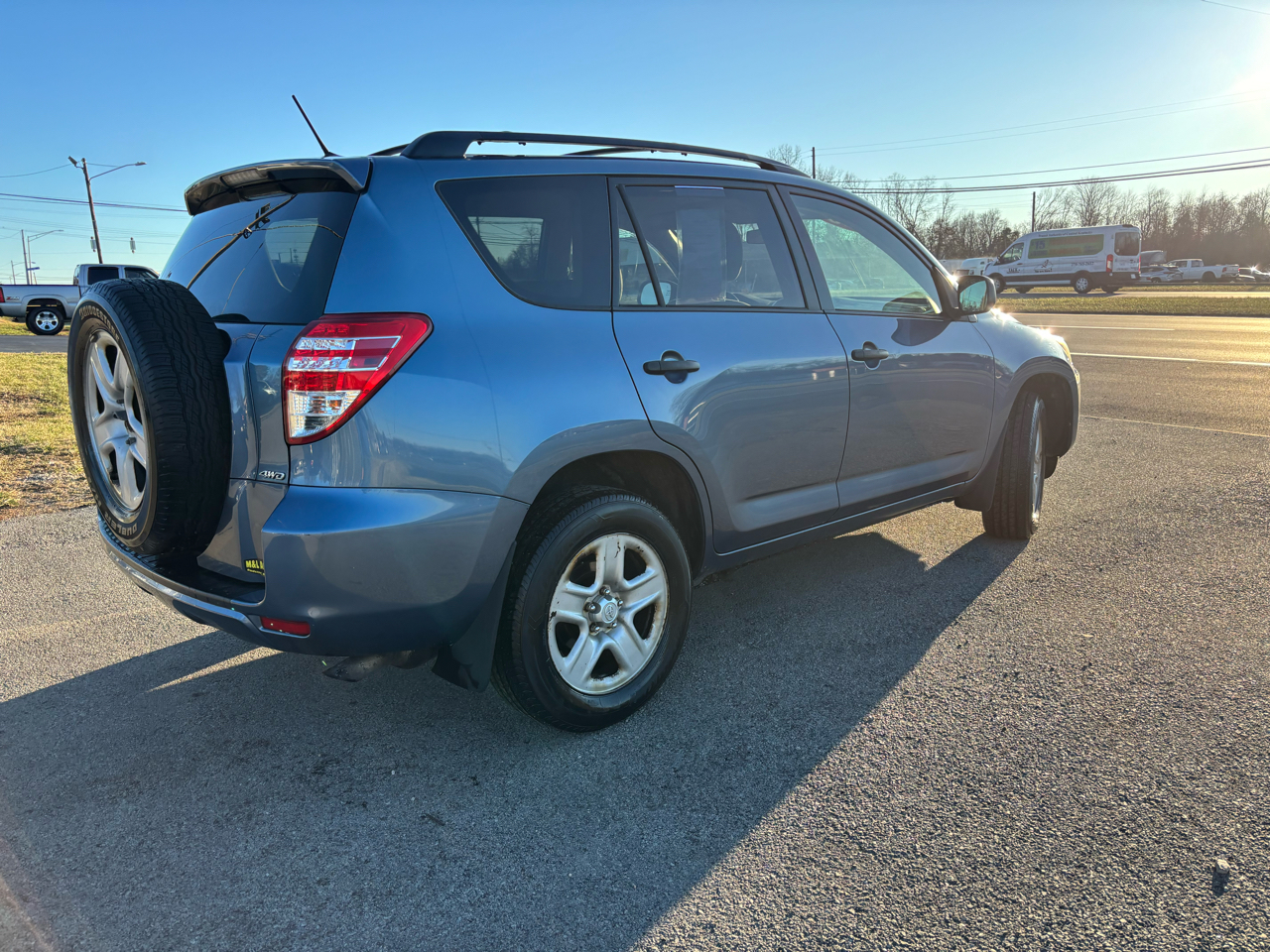 Toyota RAV4 4WD 4dr 4-cyl 4-Spd AT (Natl) 2010