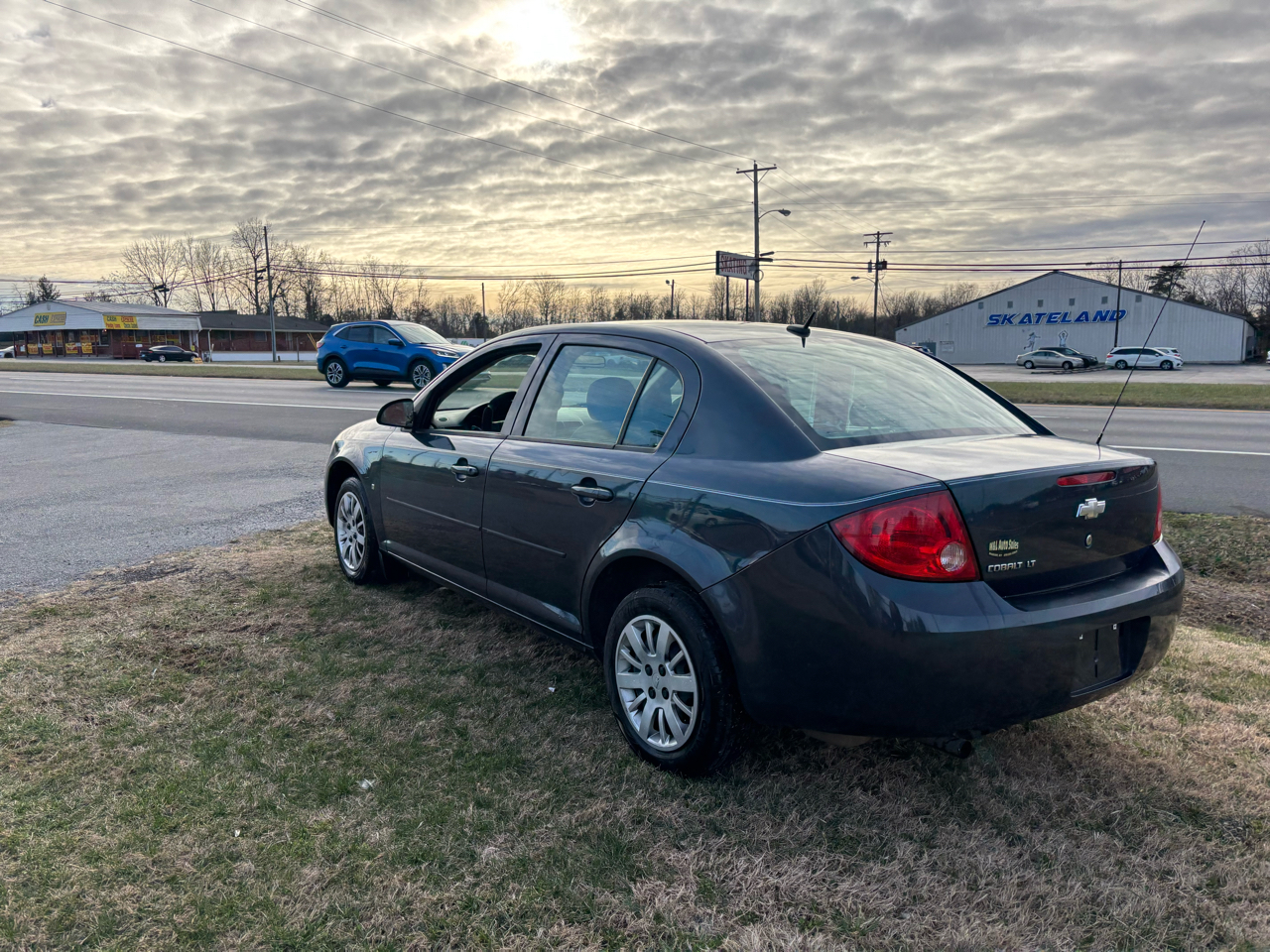 Chevrolet Cobalt 4dr Sdn LT w/1LT 2009