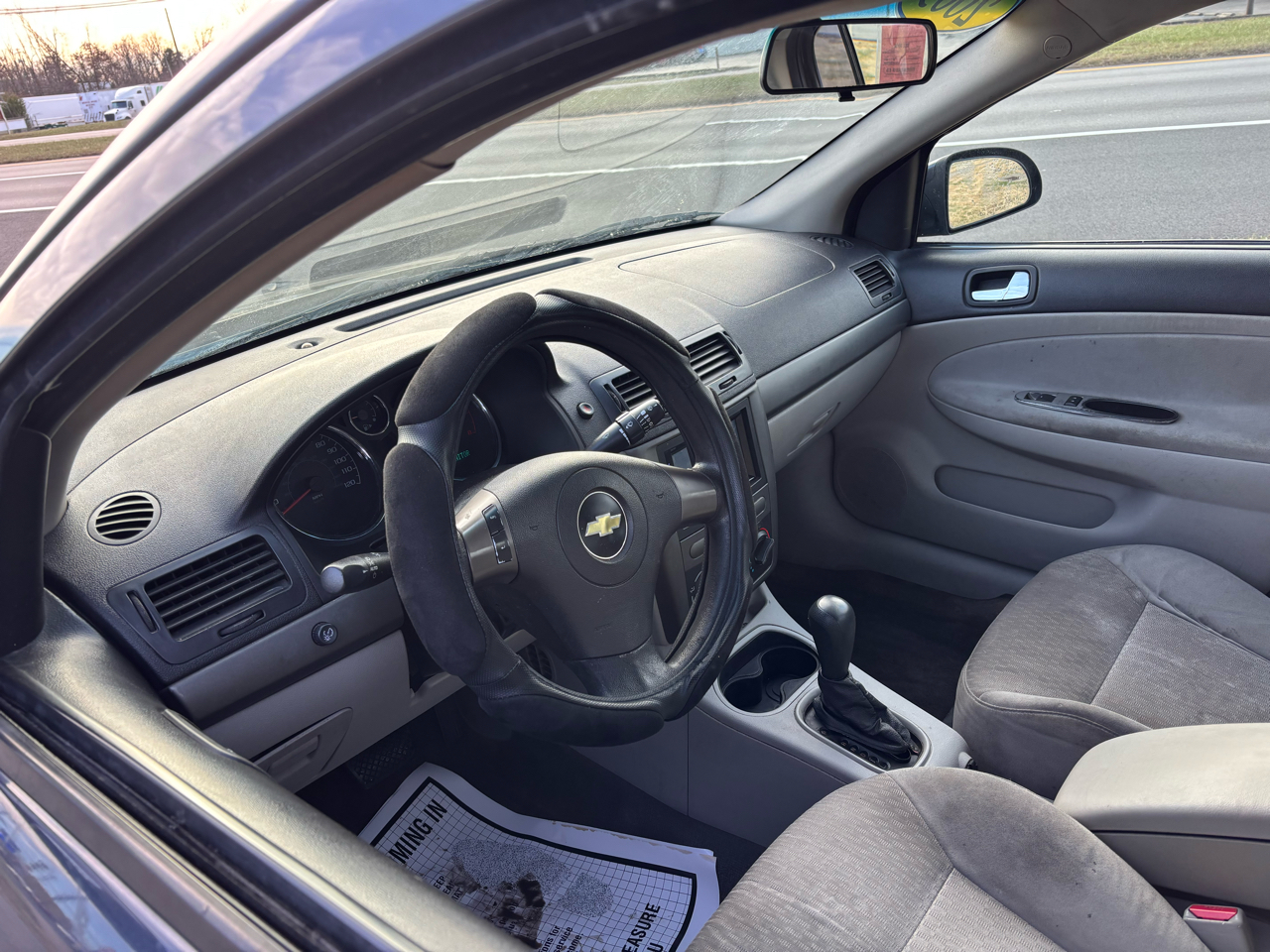 Chevrolet Cobalt 4dr Sdn LT w/1LT 2009