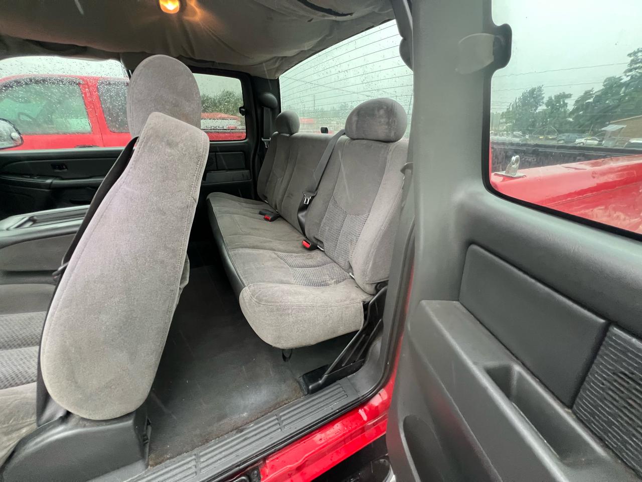 Chevrolet Silverado 1500 Classic 2WD Ext Cab 143.5" LS 2007