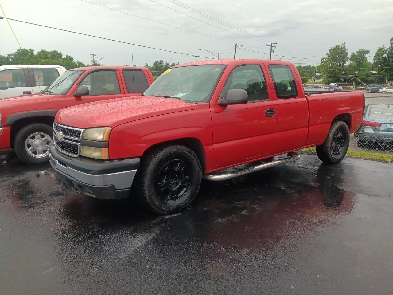 2007 Chevrolet Silverado 1500 Classic 2WD Ext Cab 143.5" LS