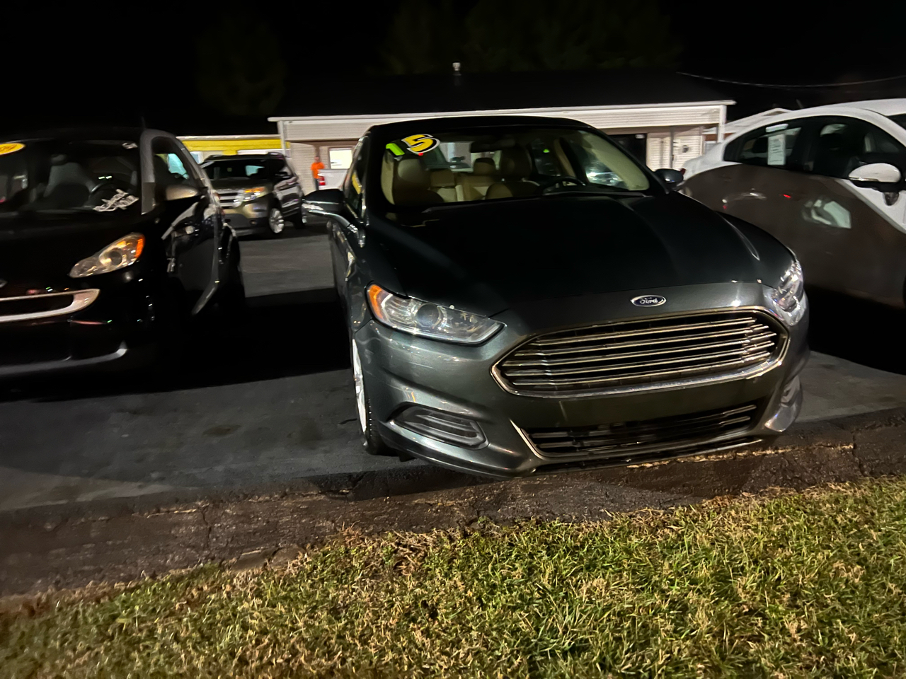 Ford Fusion 4dr Sdn SE FWD 2015