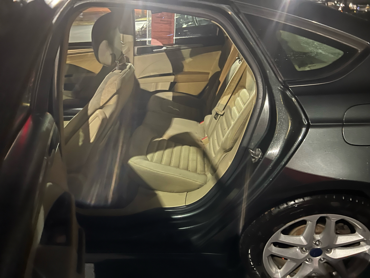 Ford Fusion 4dr Sdn SE FWD 2015