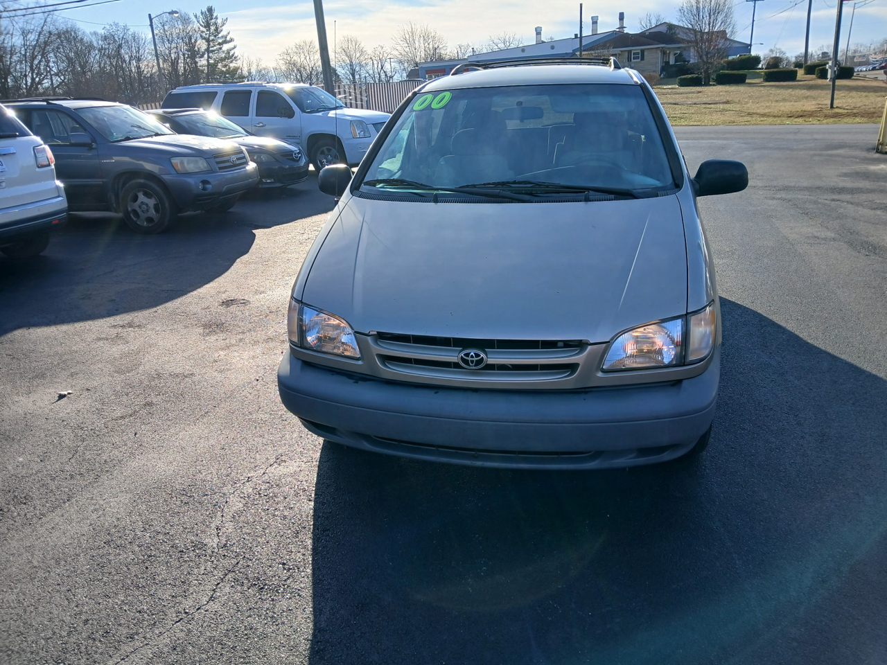 Toyota Sienna 5dr LE 2000