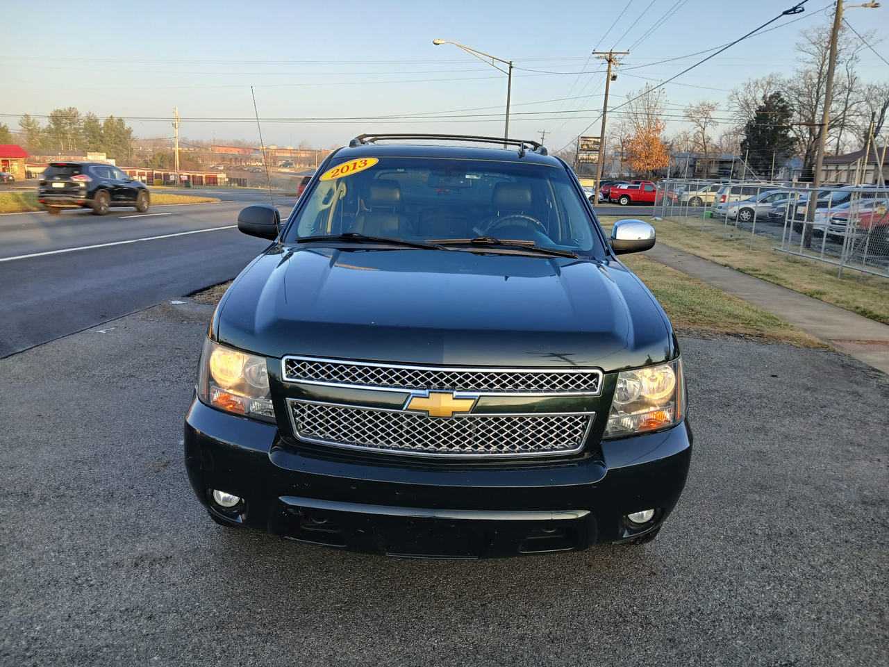 2013 Chevrolet Avalanche 4WD Crew Cab LT