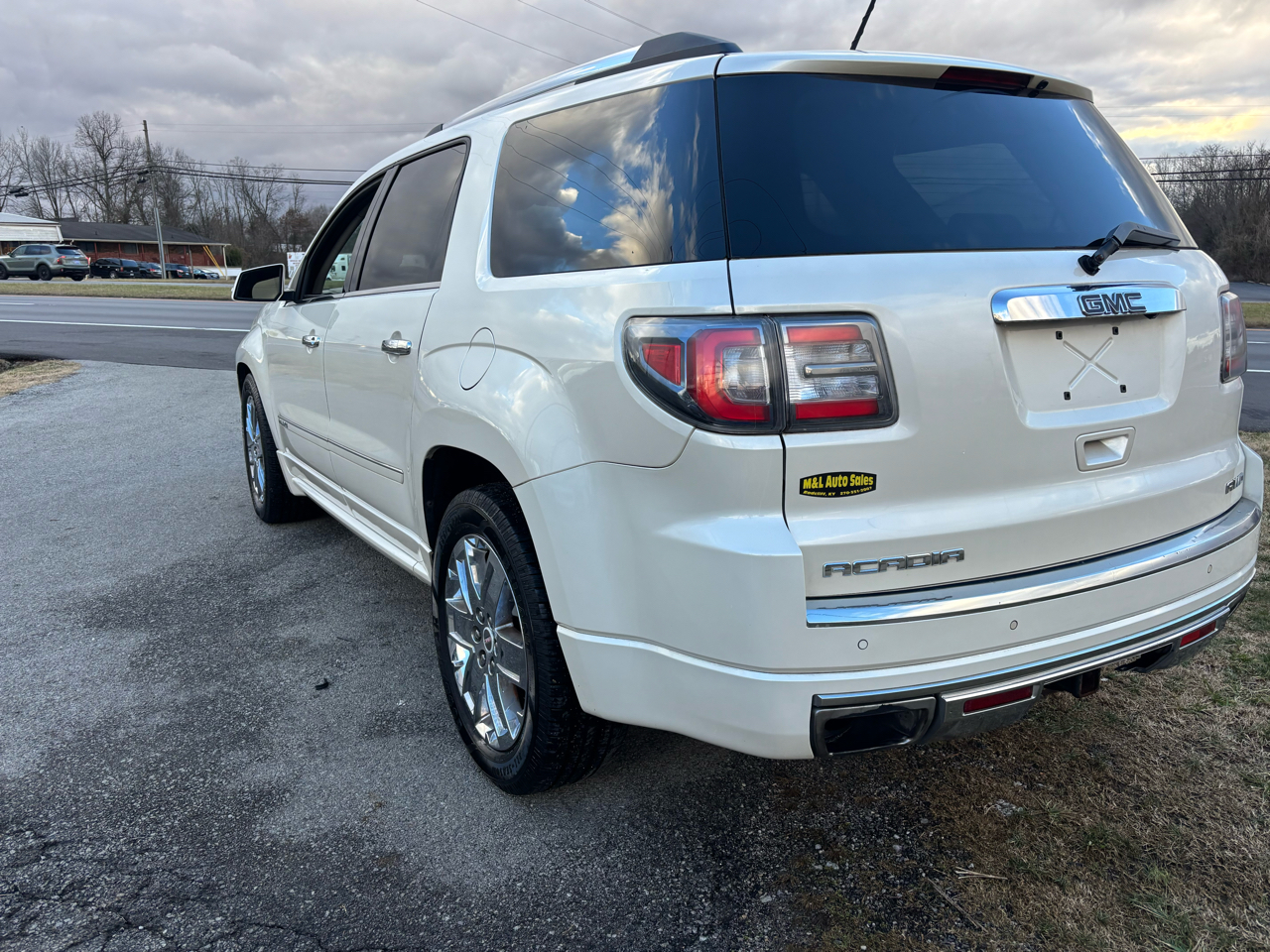 GMC Acadia AWD 4dr Denali 2013