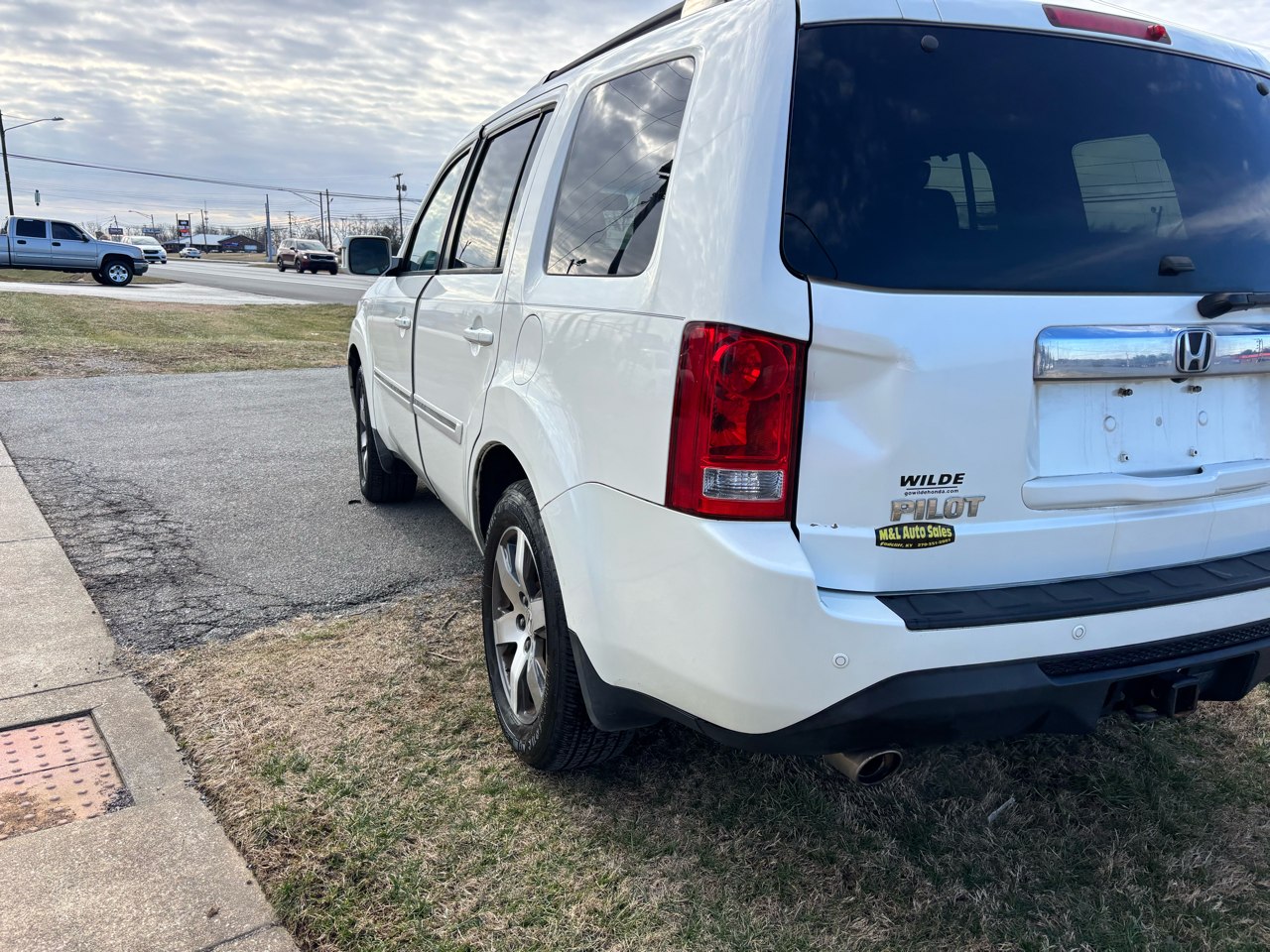 Honda Pilot 4WD 4dr Touring w/RES & Navi 2013