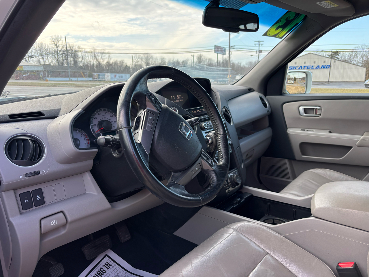 Honda Pilot 4WD 4dr Touring w/RES & Navi 2013