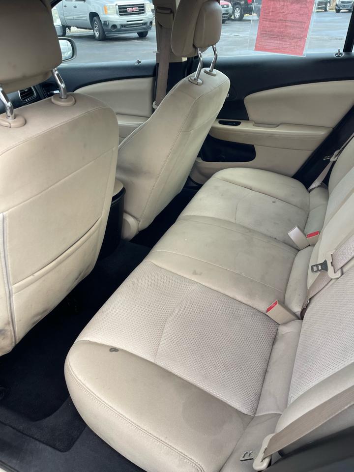 Chrysler 200 4dr Sdn Touring 2013