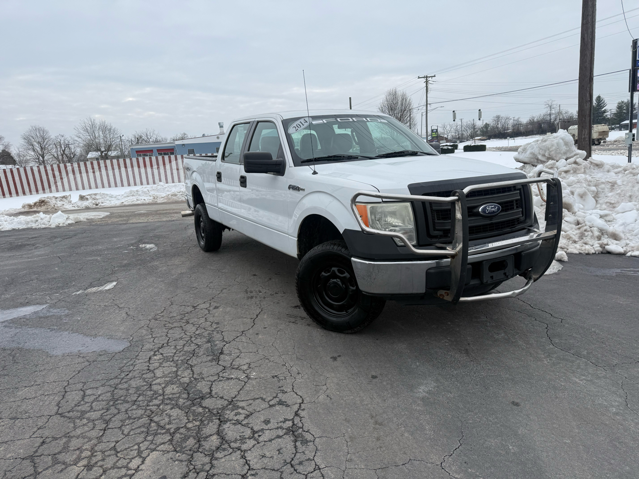 Ford F-150 4WD SuperCrew 145" XL 2014