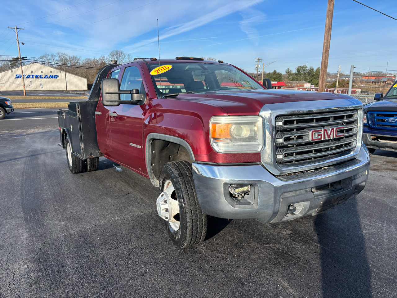 2015 GMC Sierra 3500HD available WiFi 4WD Double Cab 158.1"