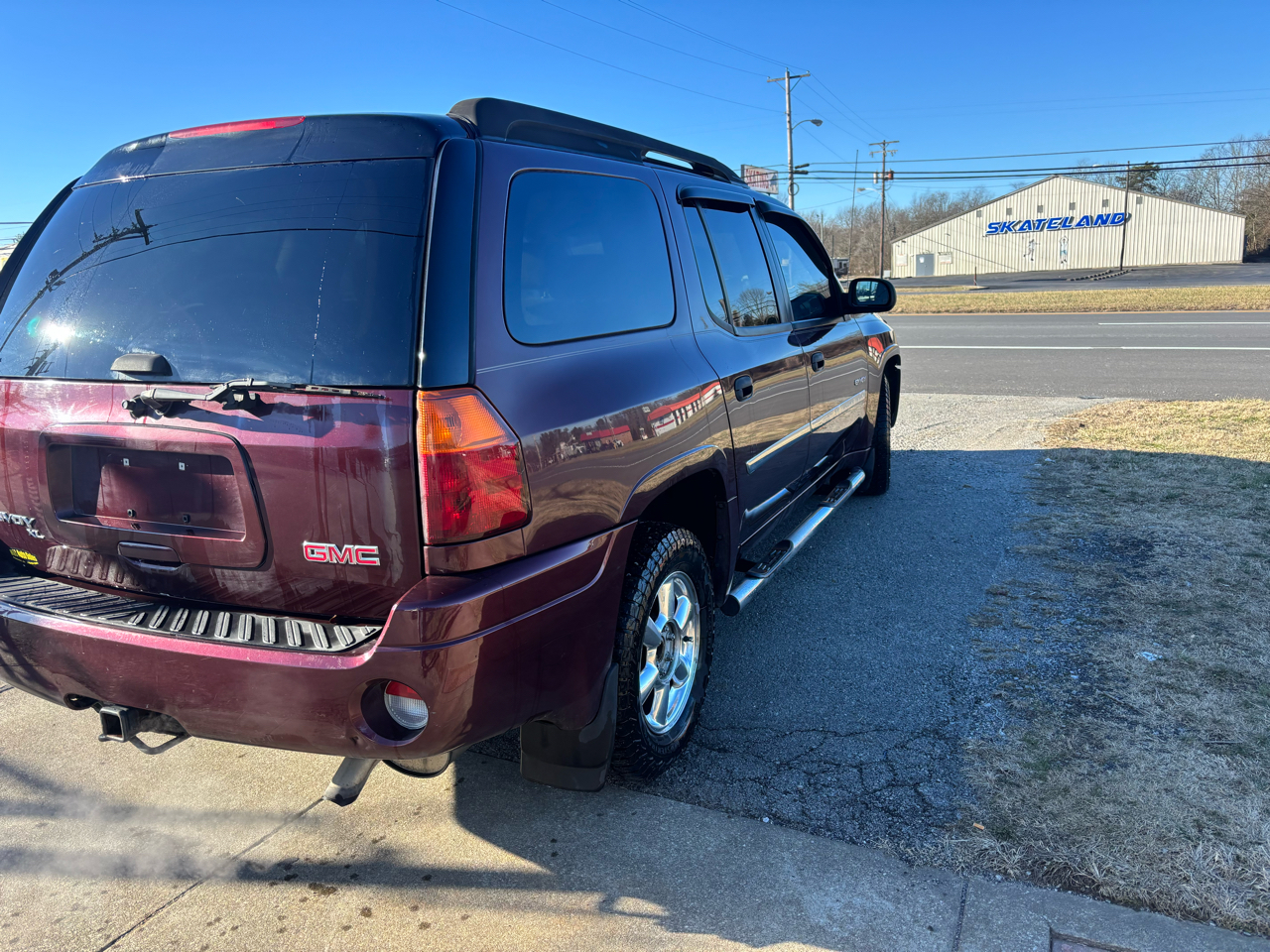 GMC Envoy XL 4dr 4WD SLE 2006