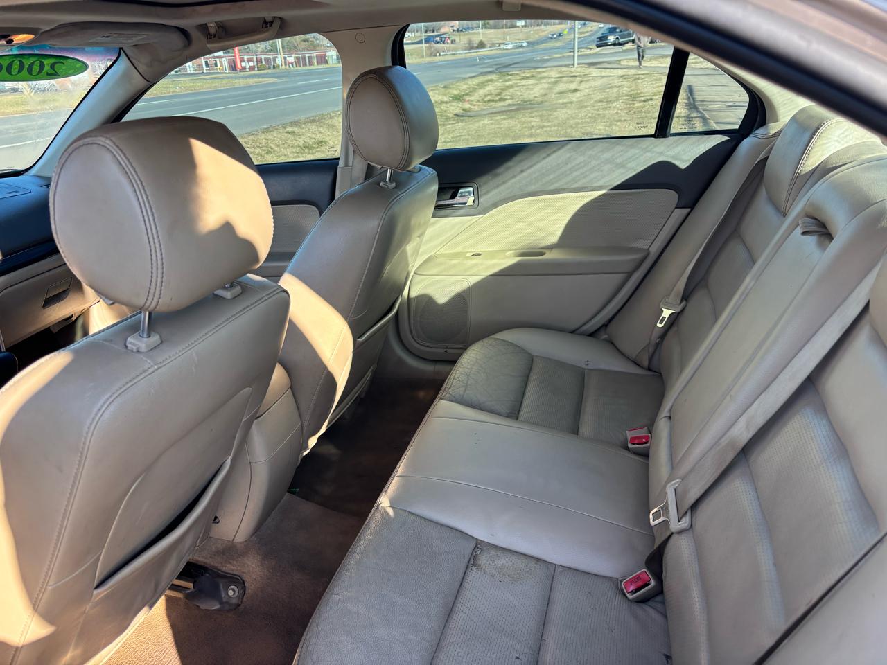 Ford Fusion 4dr Sdn I4 SEL 2006