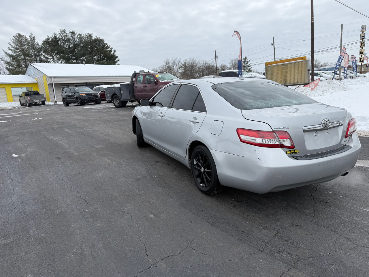 Toyota Camry 4dr Sdn I4 Man (Natl) 2010