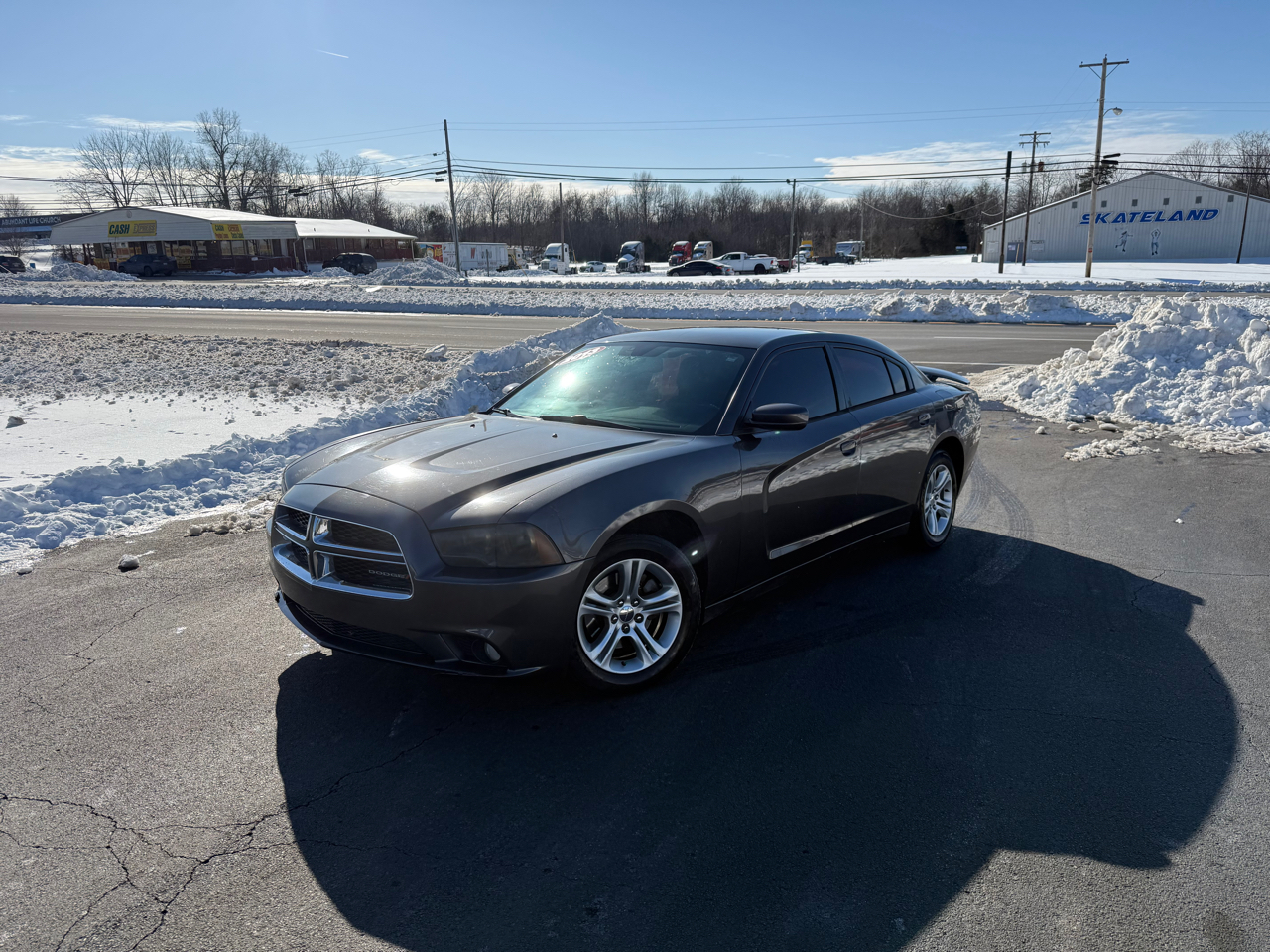 2013 Dodge Charger 4dr Sdn SXT RWD