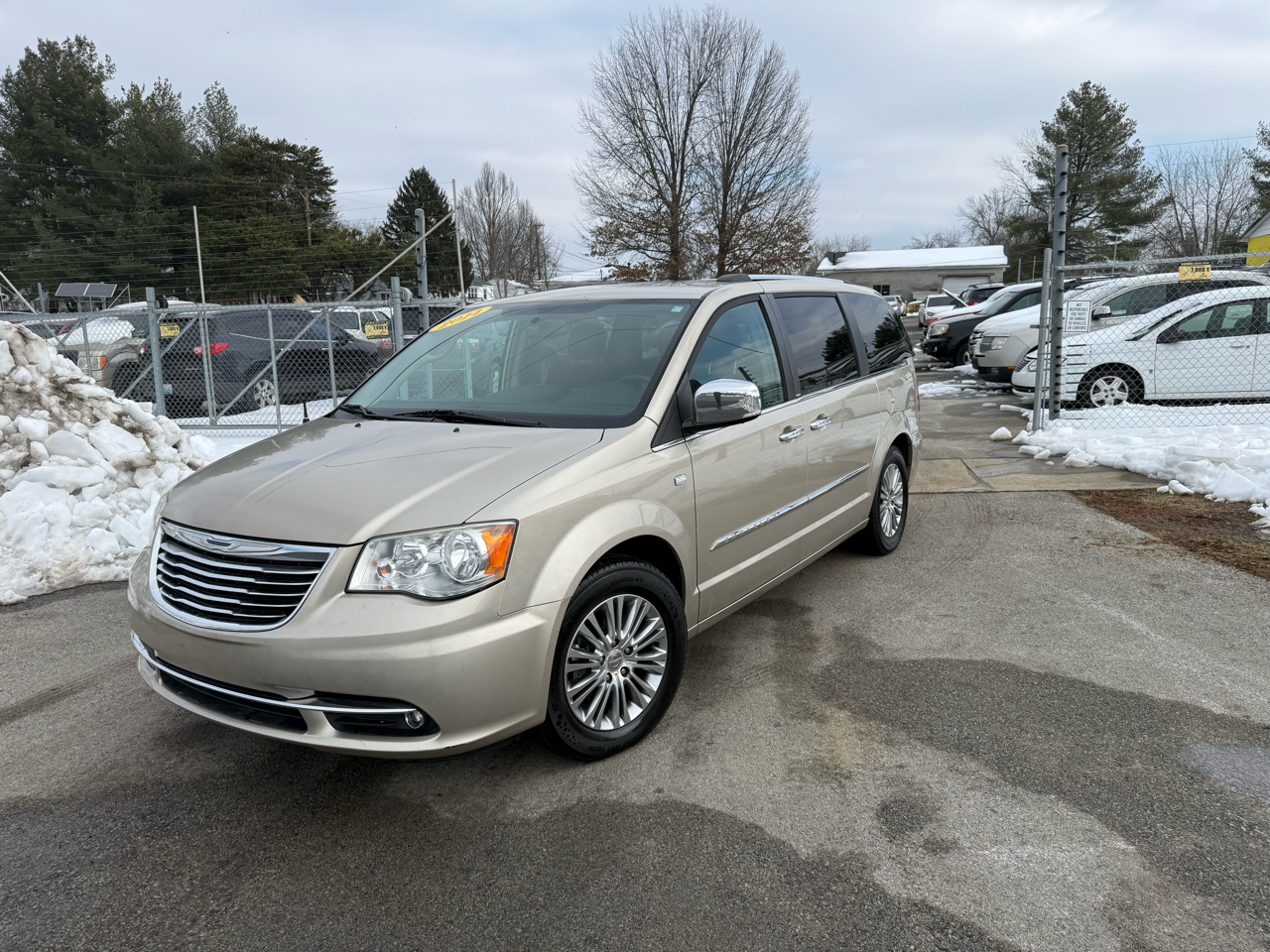 Chrysler Town & Country 4dr Wgn Touring-L 30th Anniversary 2014