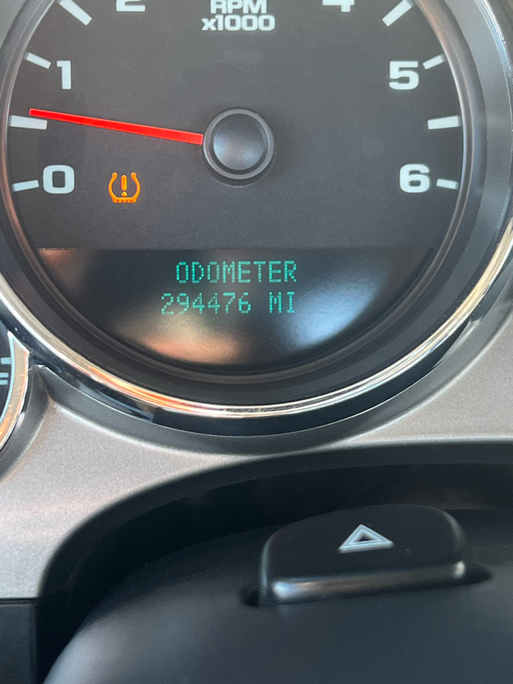 Chevrolet Silverado 2500HD 4WD Reg Cab 133.7" Work Truck 2012