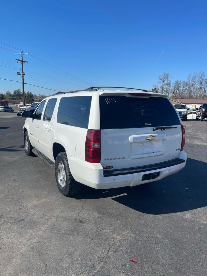 Chevrolet Suburban 4WD 4dr 1500 LT w/2LT 2009