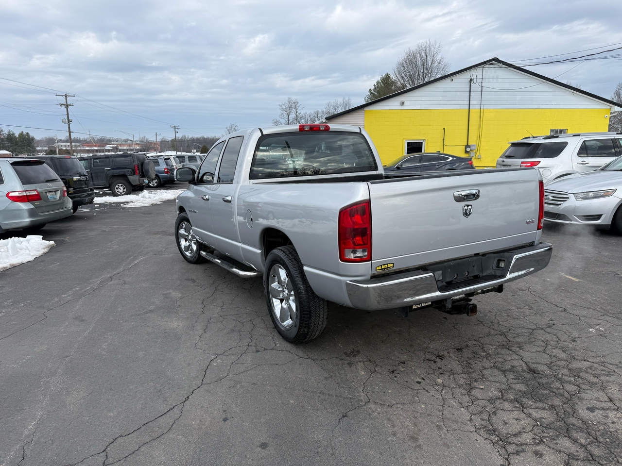 Dodge Ram 1500 4dr Quad Cab 140.5" WB SLT 2005