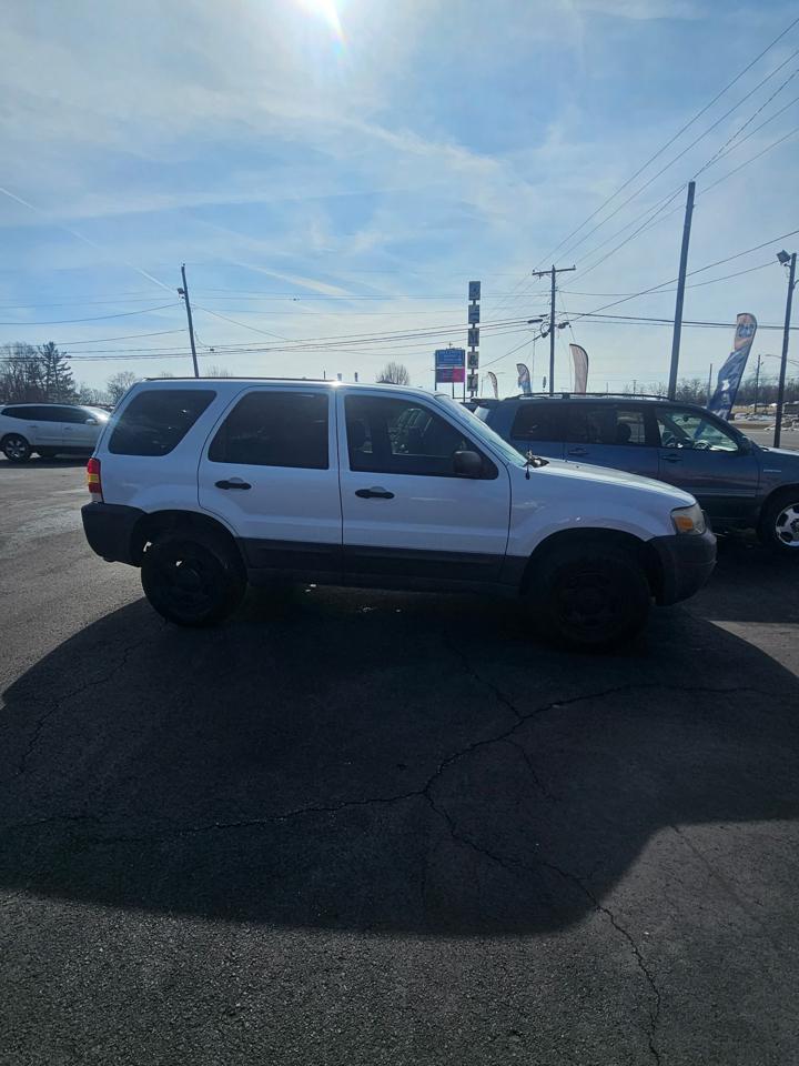 Ford Escape 4dr 2.3L XLS 2006