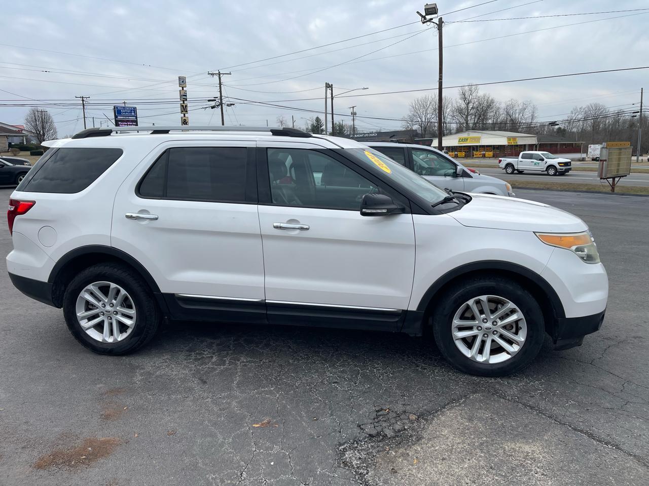 Ford Explorer FWD 4dr XLT 2014