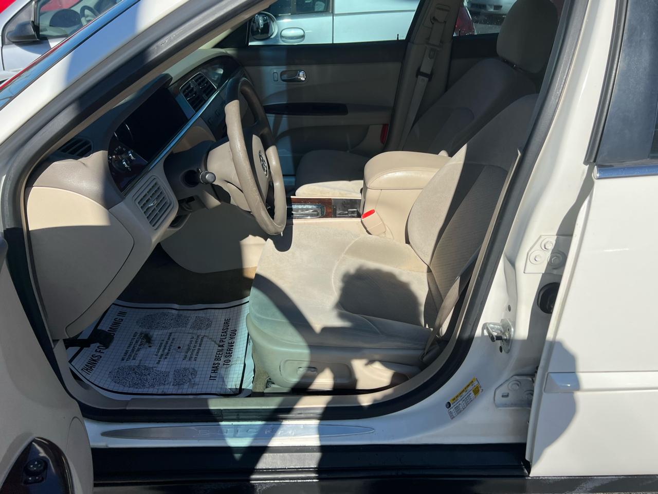 Buick LaCrosse 4dr Sdn CX 2007