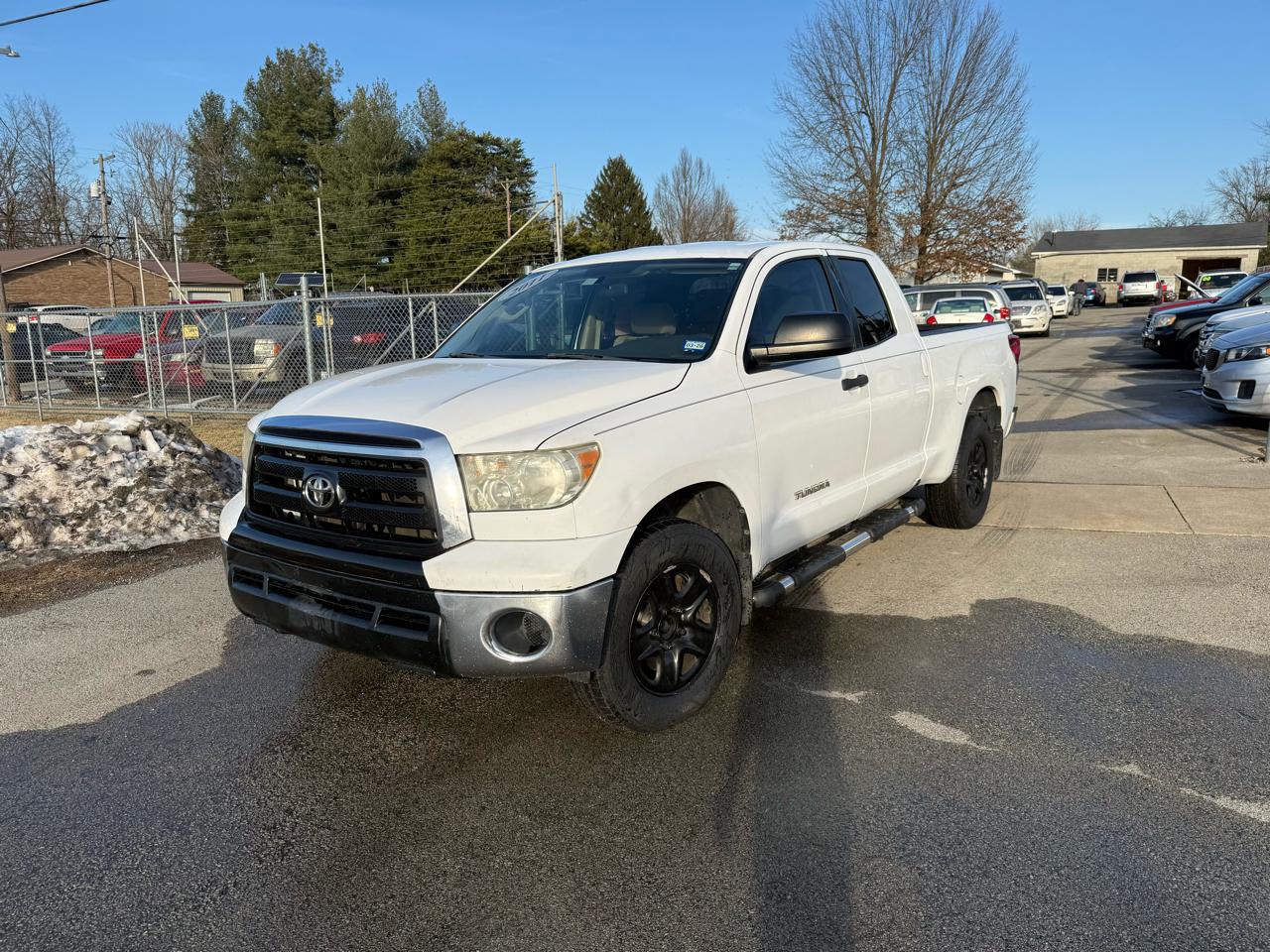 Toyota Tundra 2WD Truck Dbl 4.0L V6 5-Spd AT (Natl) 2011