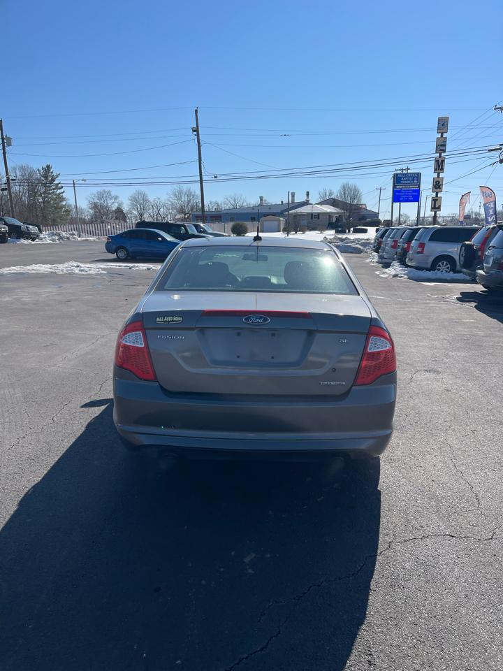 Ford Fusion 4dr Sdn SE FWD 2011