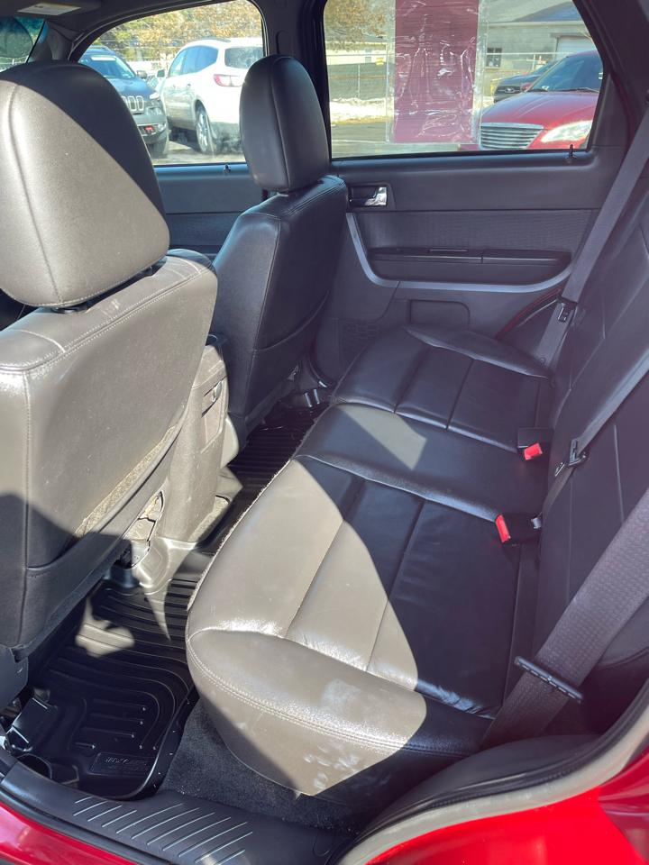 Ford Escape 4WD 4dr Limited 2011