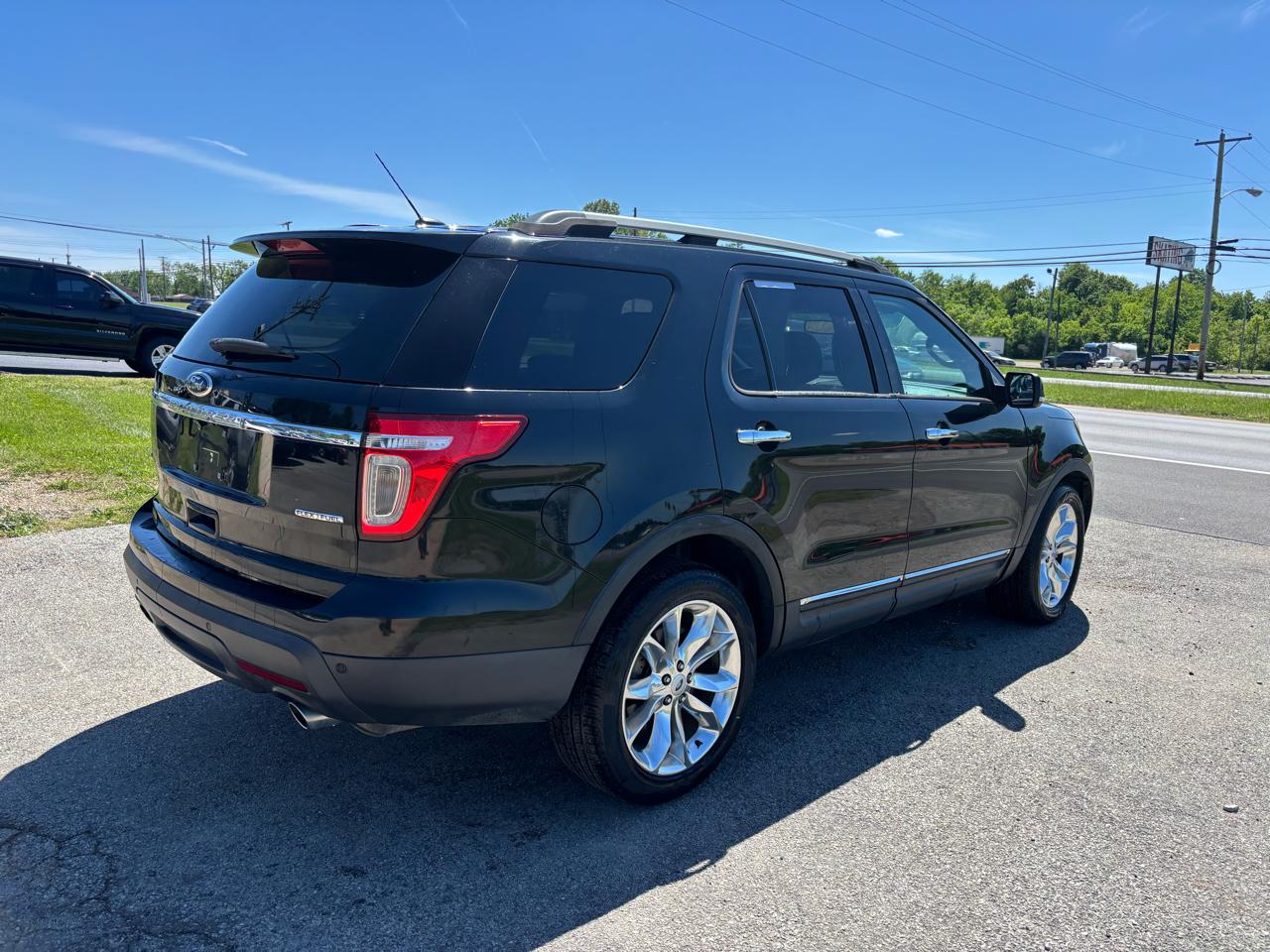 Ford Explorer FWD 4dr XLT 2015