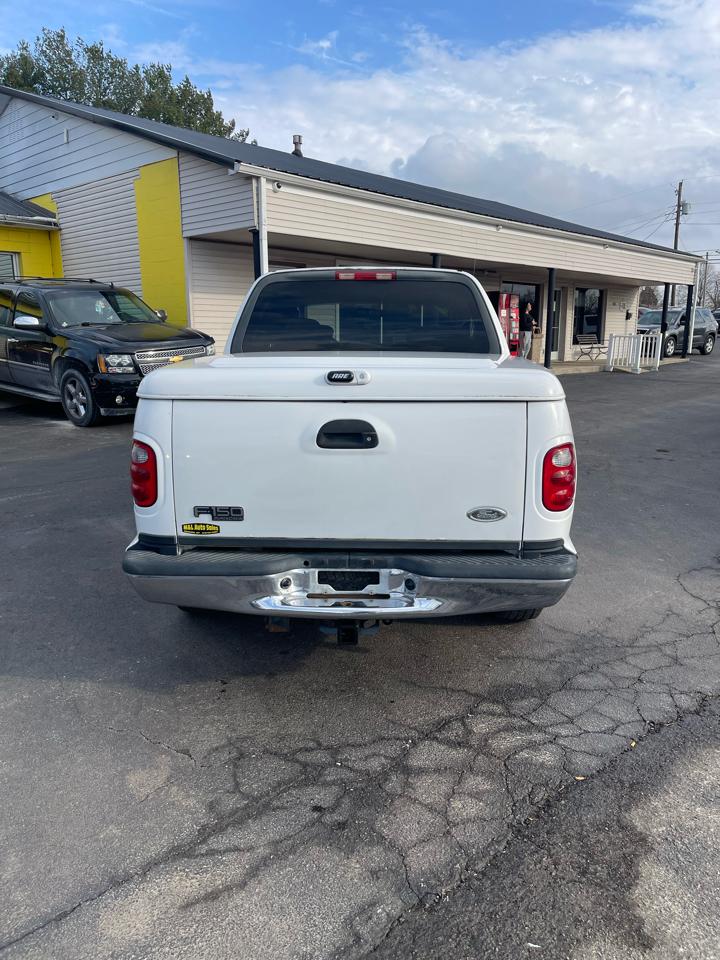 Ford F-150 SuperCrew 139" XLT 2003