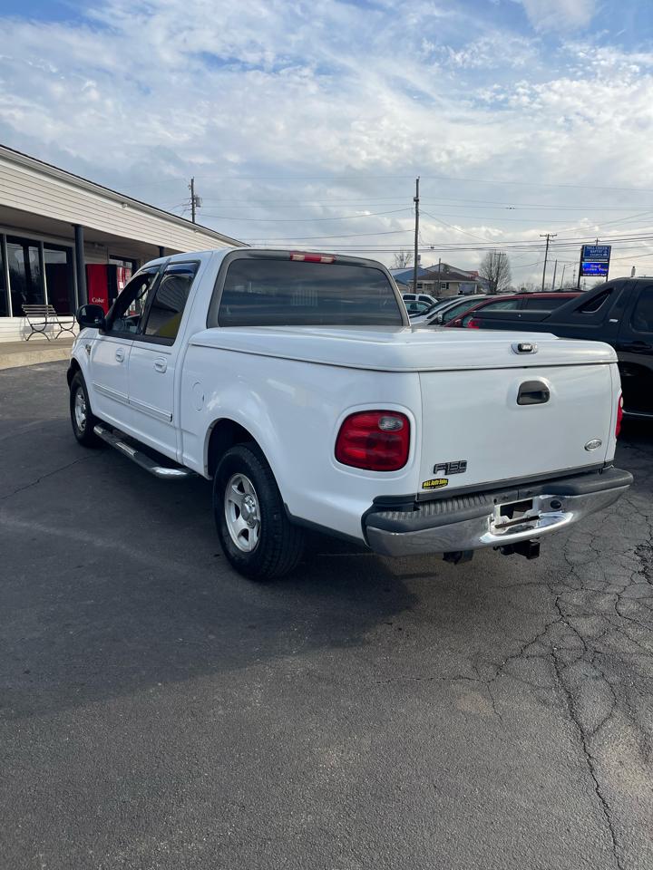 Ford F-150 SuperCrew 139" XLT 2003