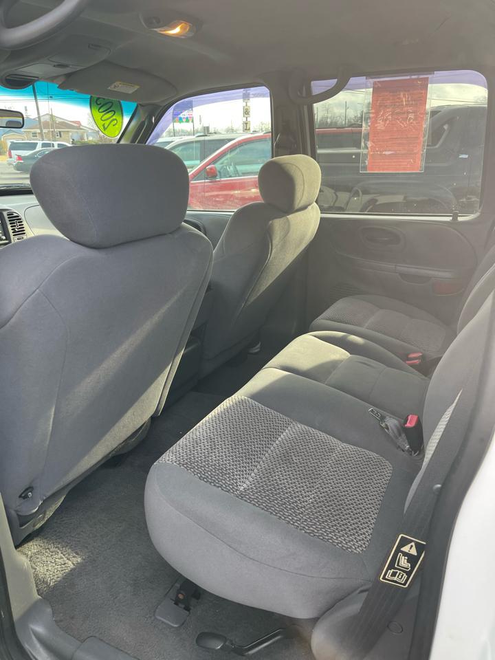 Ford F-150 SuperCrew 139" XLT 2003