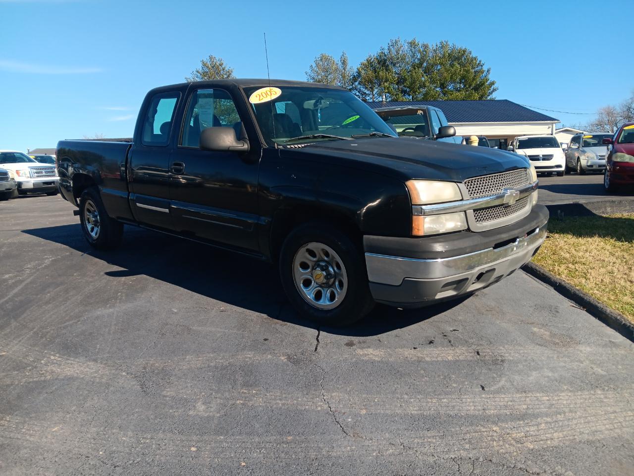 2005 Chevrolet Silverado 1500 Ext Cab 143.5" WB