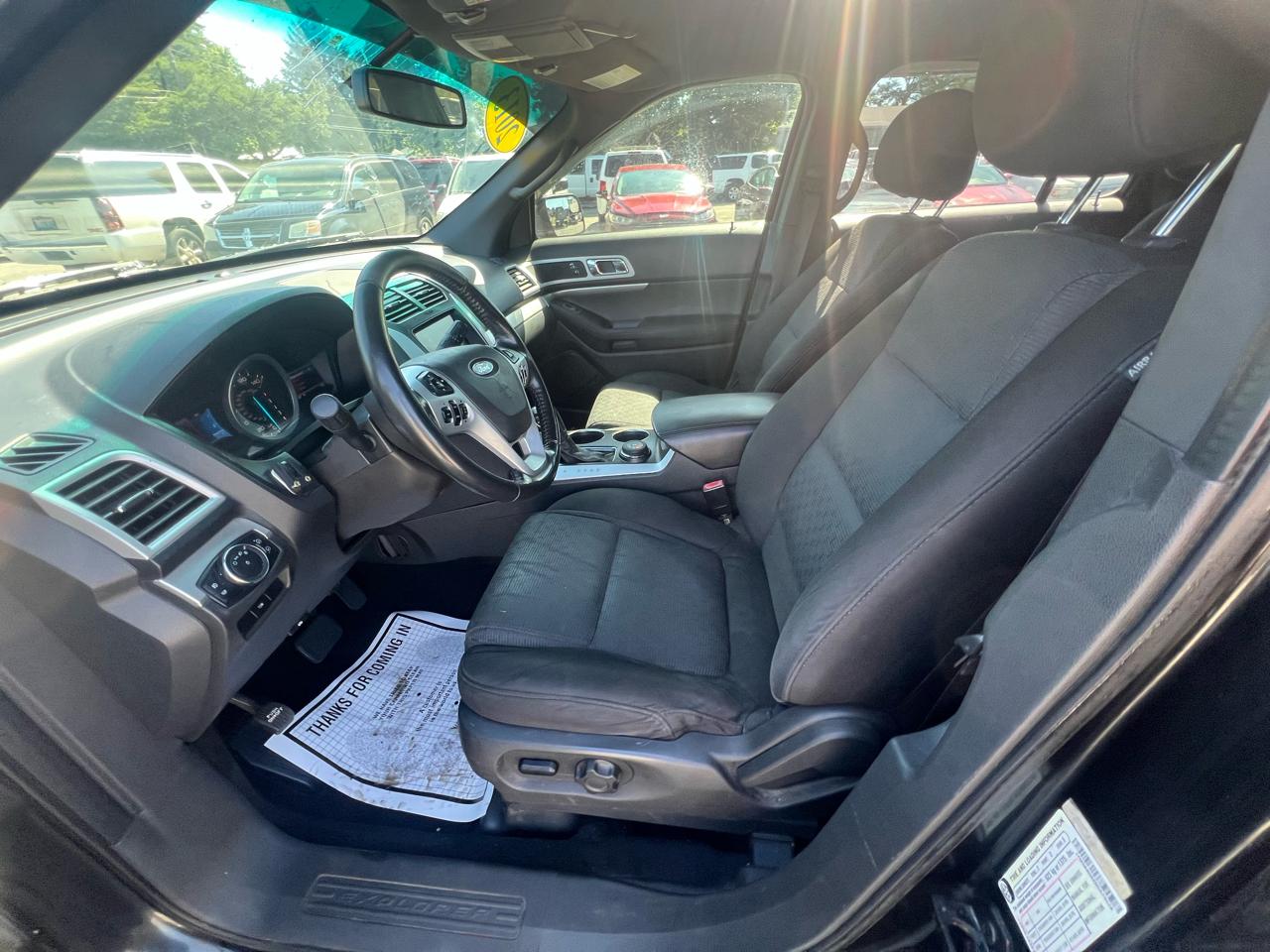 Ford Explorer 4WD 4dr XLT 2013