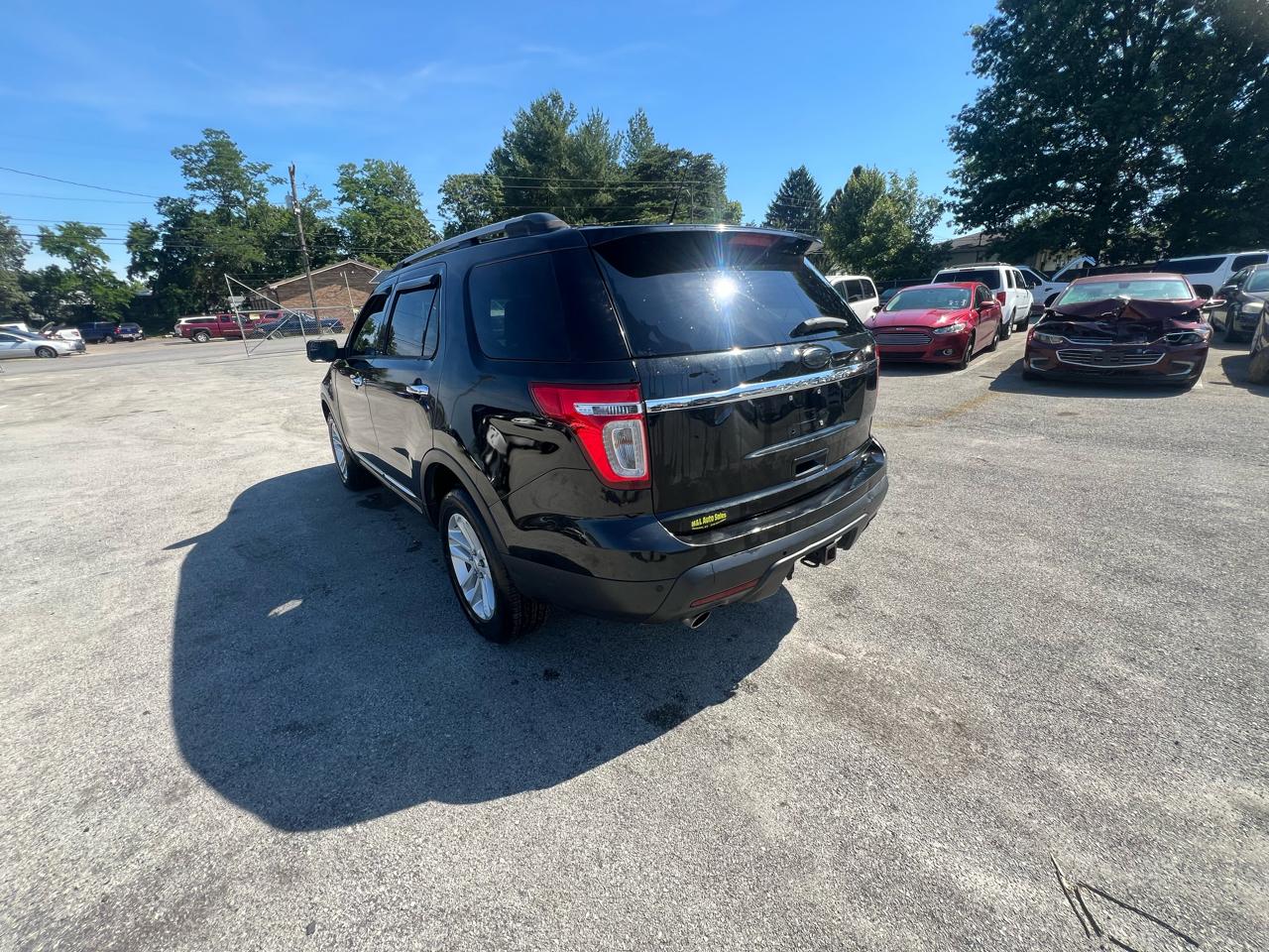 Ford Explorer 4WD 4dr XLT 2013