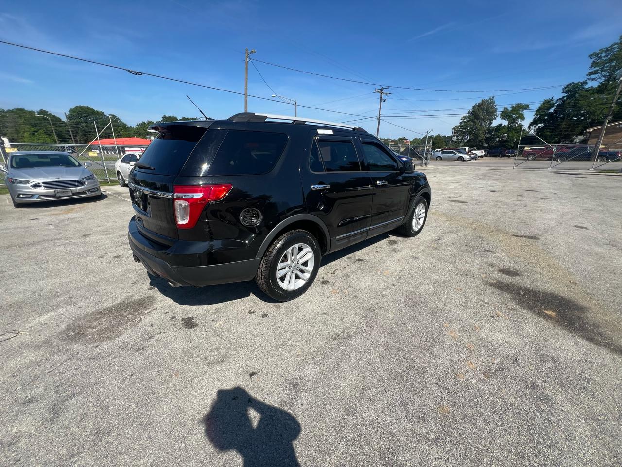 Ford Explorer 4WD 4dr XLT 2013