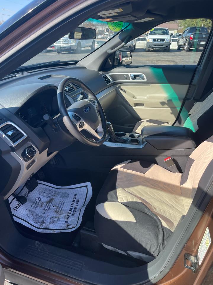 Ford Explorer FWD 4dr XLT 2012