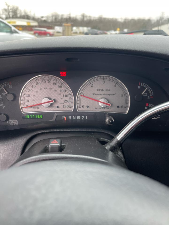 Ford F-150 SuperCrew 139" Harley Davidson 2002