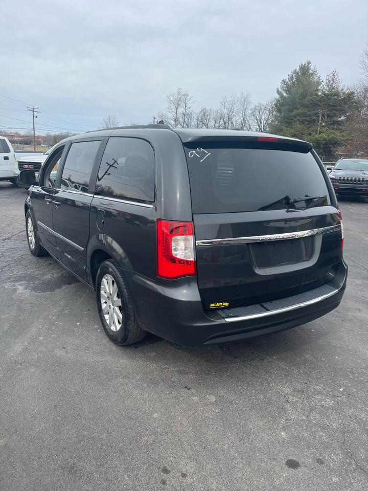 Chrysler Town & Country 4dr Wgn Touring 2012